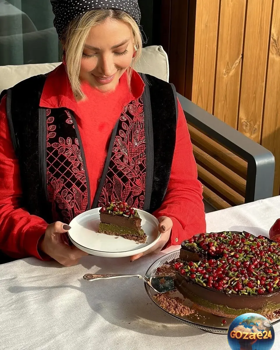 مینا مختاری