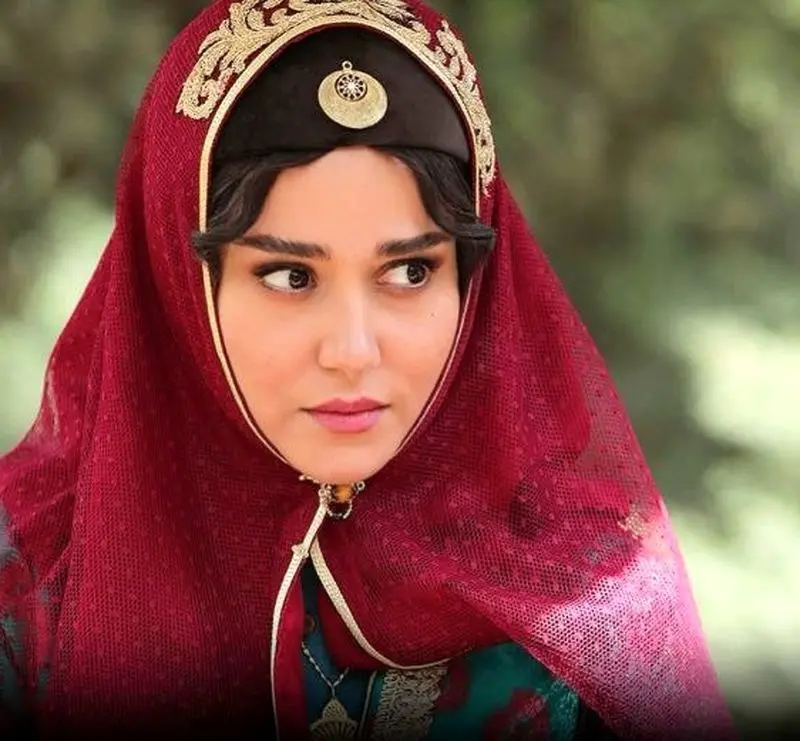 پریناز ایزدیار