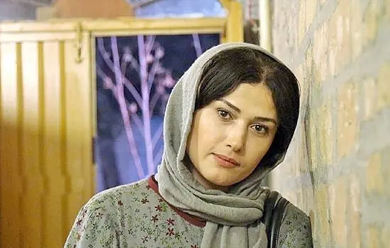 لادن مستوفی