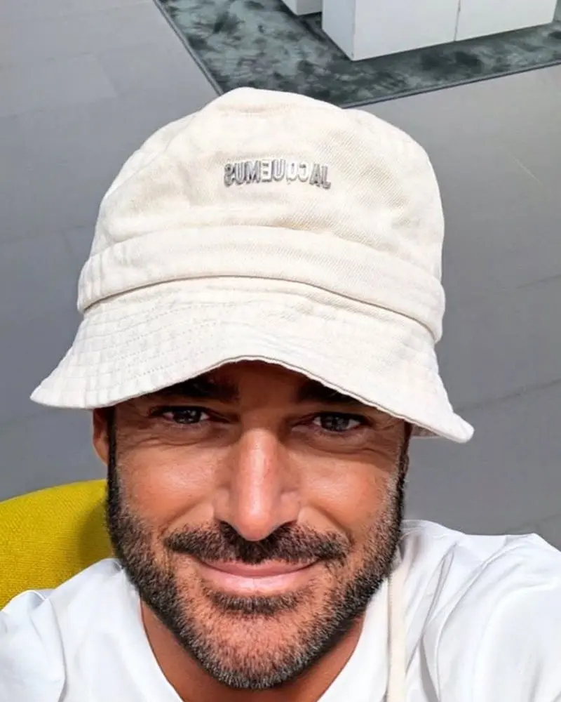 محمد رضا گلزار