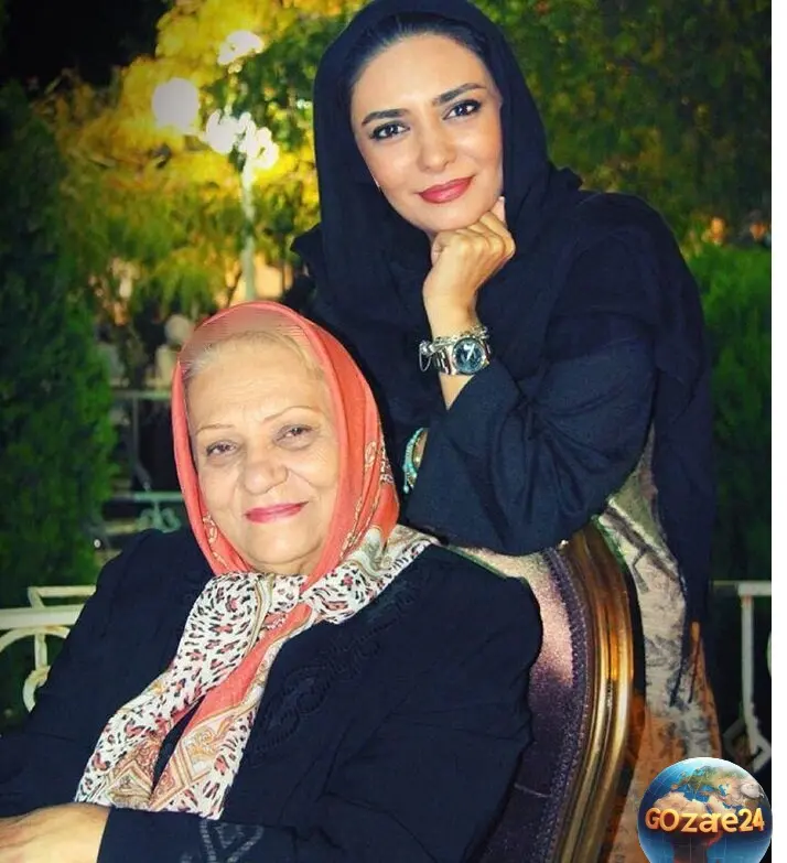 لیندا کیانی و مادرش