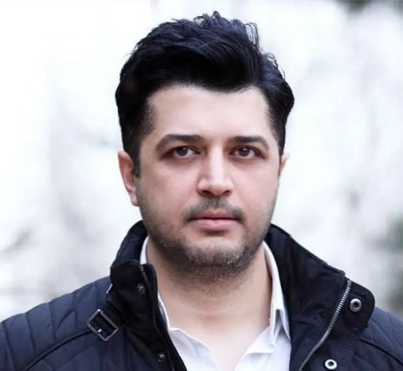 اکبری