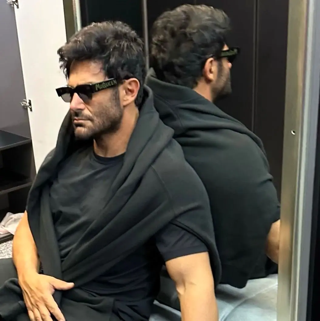 محمدرضا گلزار