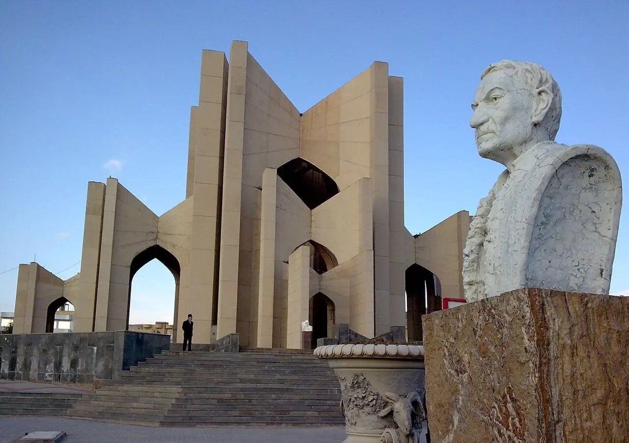 مقبره الشعرای تبریز
