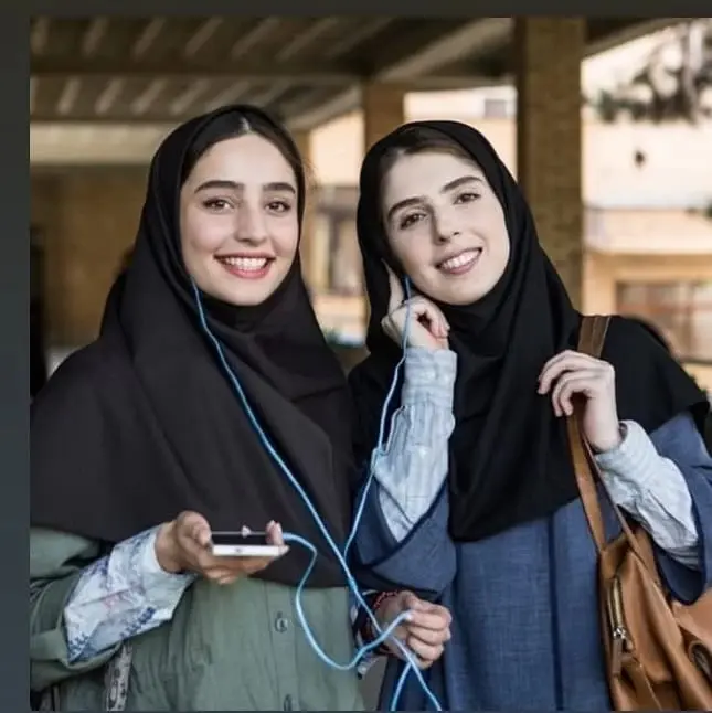 سها نیاستی