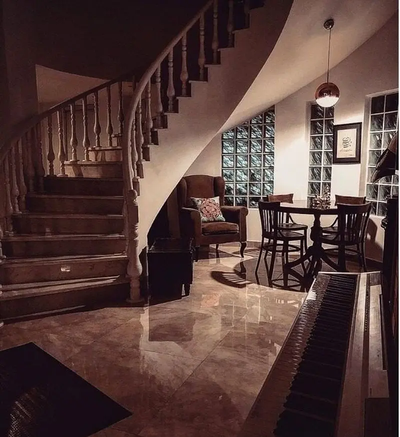 خانه بابک جهانبخش