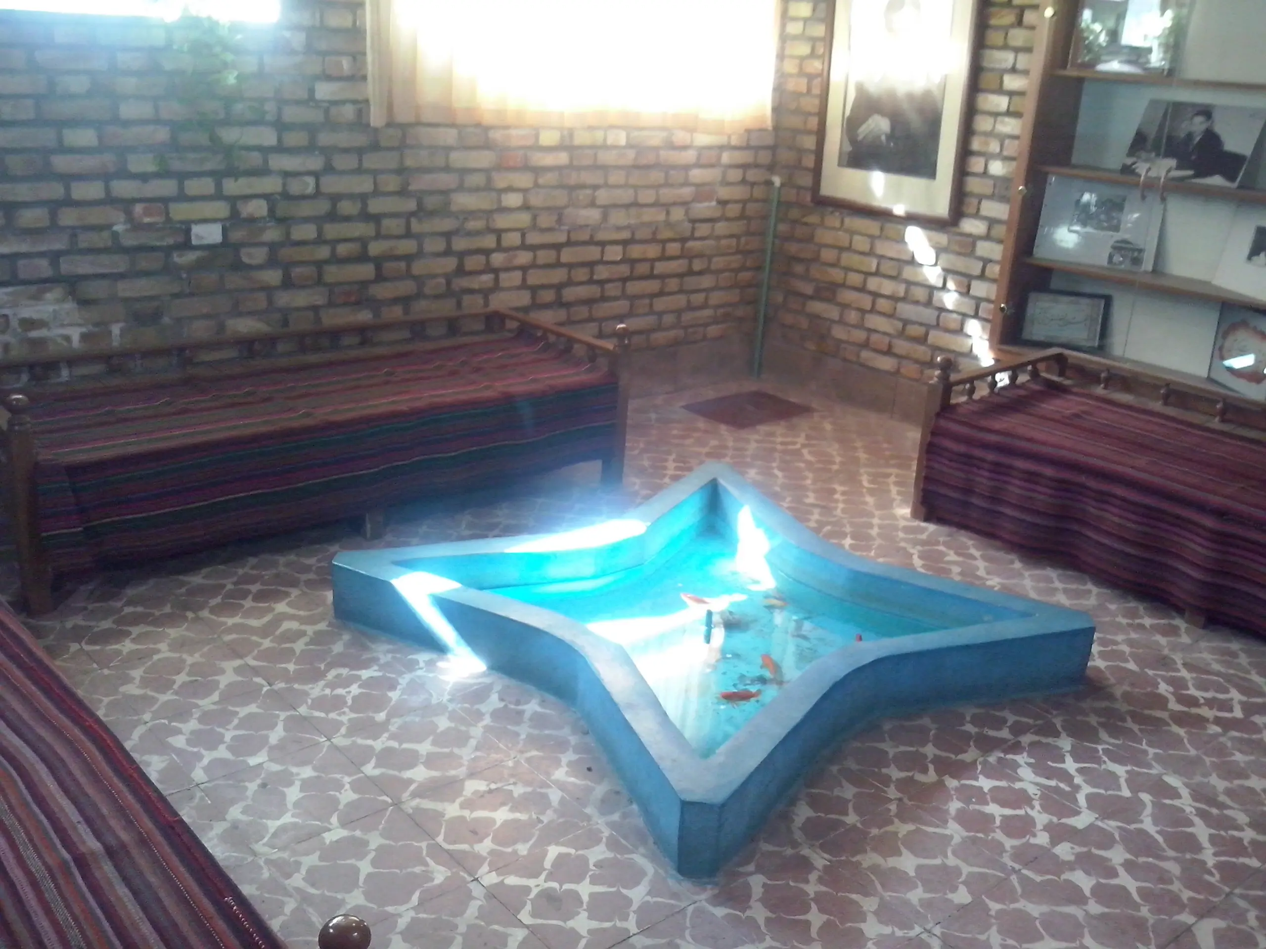 خانه ساده و آرامش بخش استاد شهریار