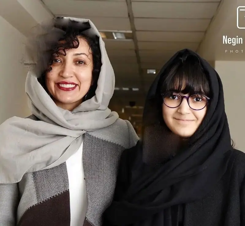 نگار عابدی و دخترش اما هاشمی