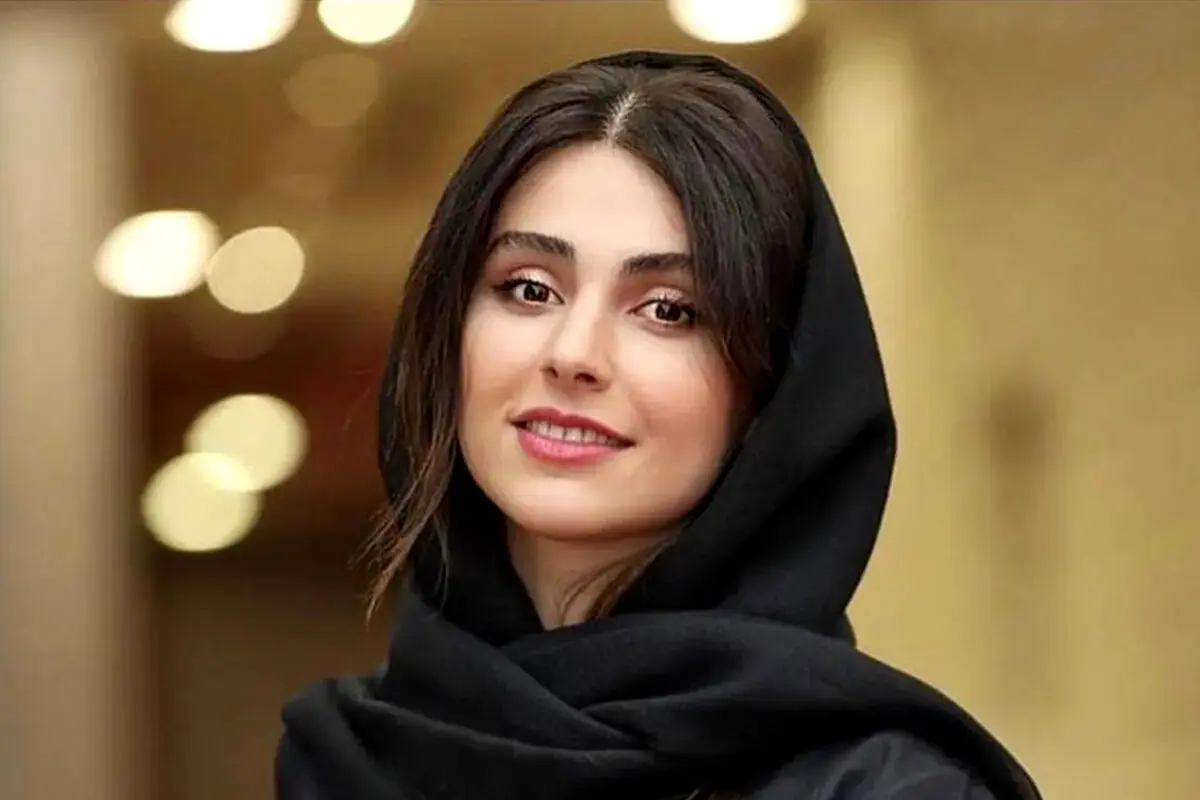 عکس‌های جدید لاله مرزبان در نقش آبان با استایل و میکاپ متفاوت | تصاویر جذاب و دیده‌نشده از بازیگر جوان سریال «آبان»