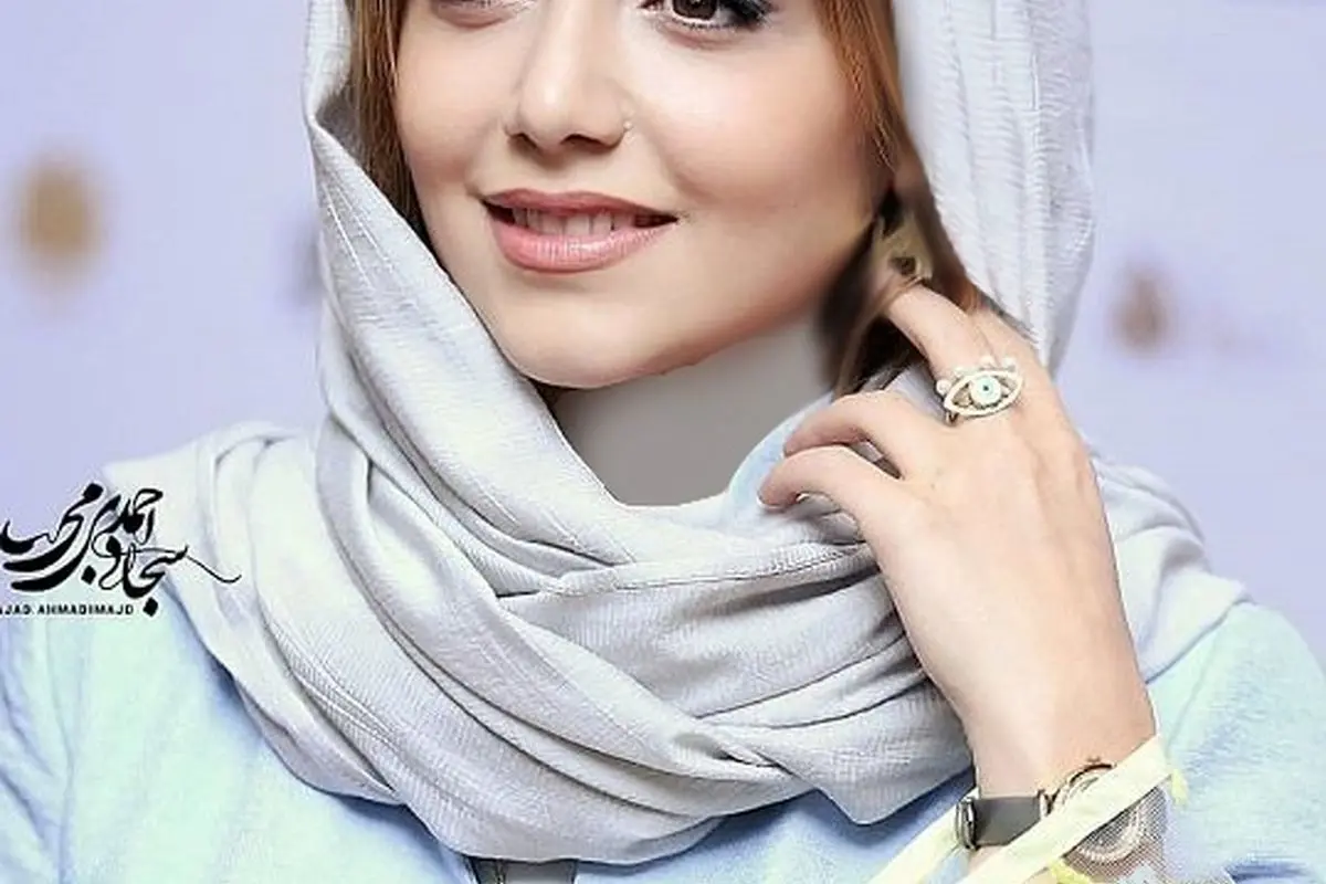 مدل مانتو ژاکارد نازنین بیاتی؛ استایلی شیک و مزونی با طرح و رنگهای جذاب