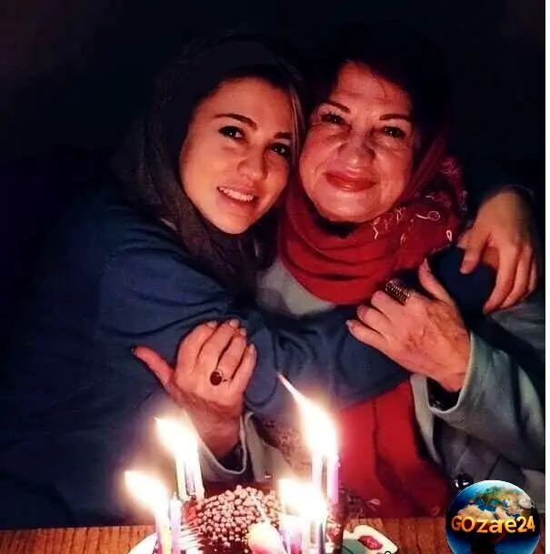 عکس و جزئیات جشن تولد ساده ناهید مسلمی و سورپرایز دخترش برای مادر مهربون + کیک و دسته گل رز زیبا