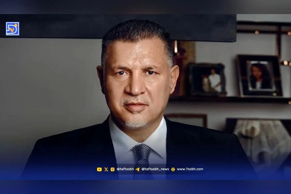 علی دایی با فروش لباس‌های فوتبالی‌اش ۸.۵ میلیارد تومان برای ساخت بیمارستان سرطان سمنان کمک کرد