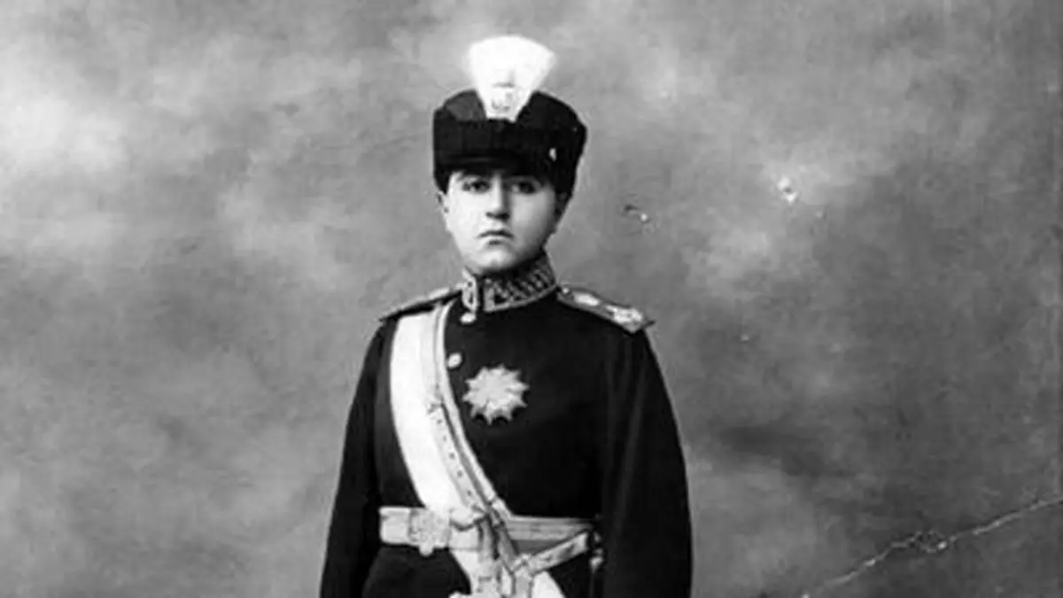عروس چهارده‌ساله قاجاری با لقب «شمس اعظم»؛ داستان زندگی قمرتاج، دختر اشرافی احمدشاه