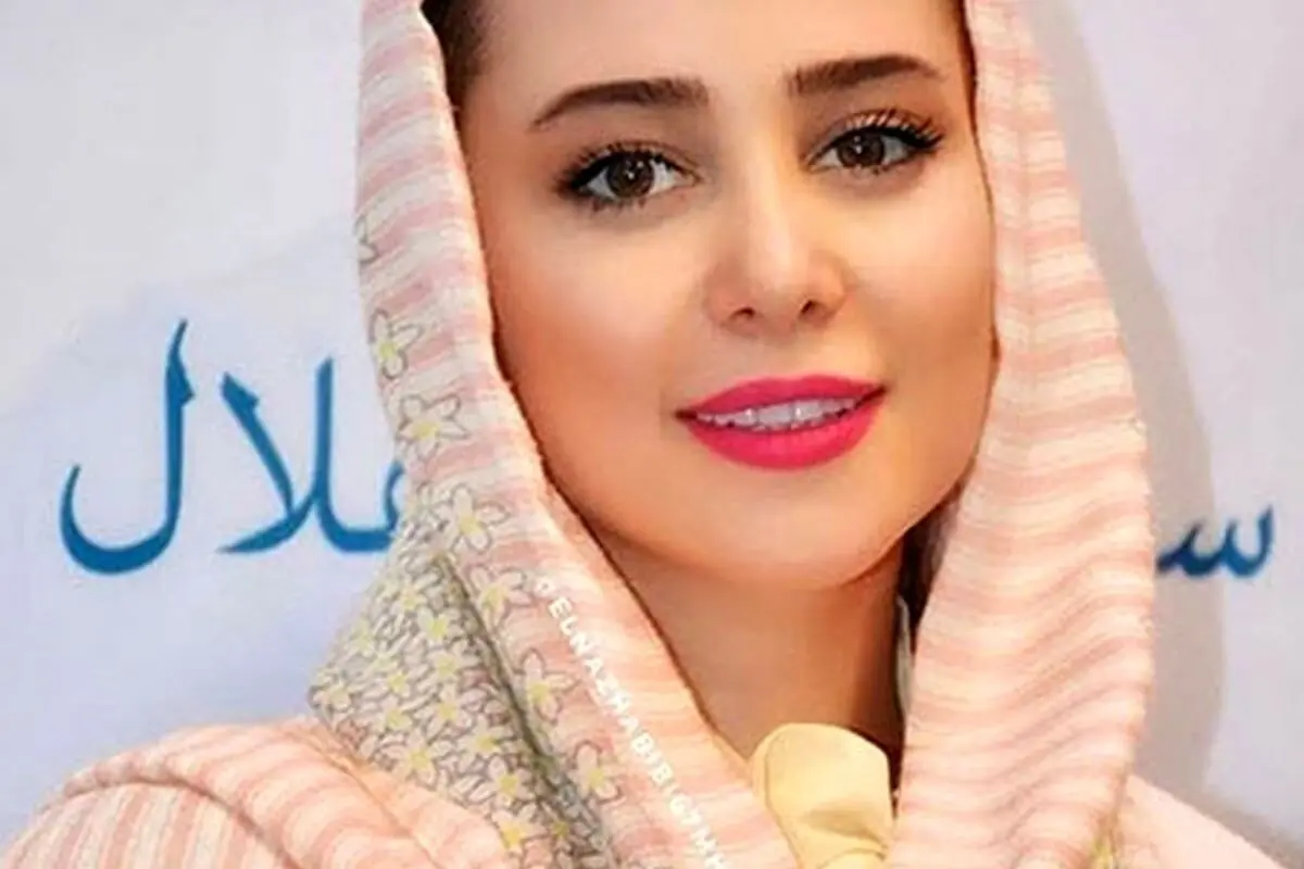 نازنین بیاتی و الناز حبیبی در یک مراسم با استایل‌های متفاوت: کلاسیک در مقابل اسپرت