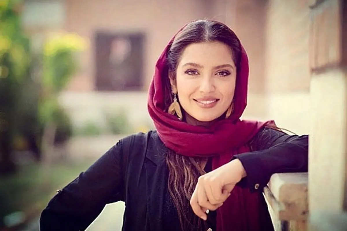 "چهره متفاوت مونا کرمی در روزهای پایانی بارداری + عکسهای جدید و جزئیات"