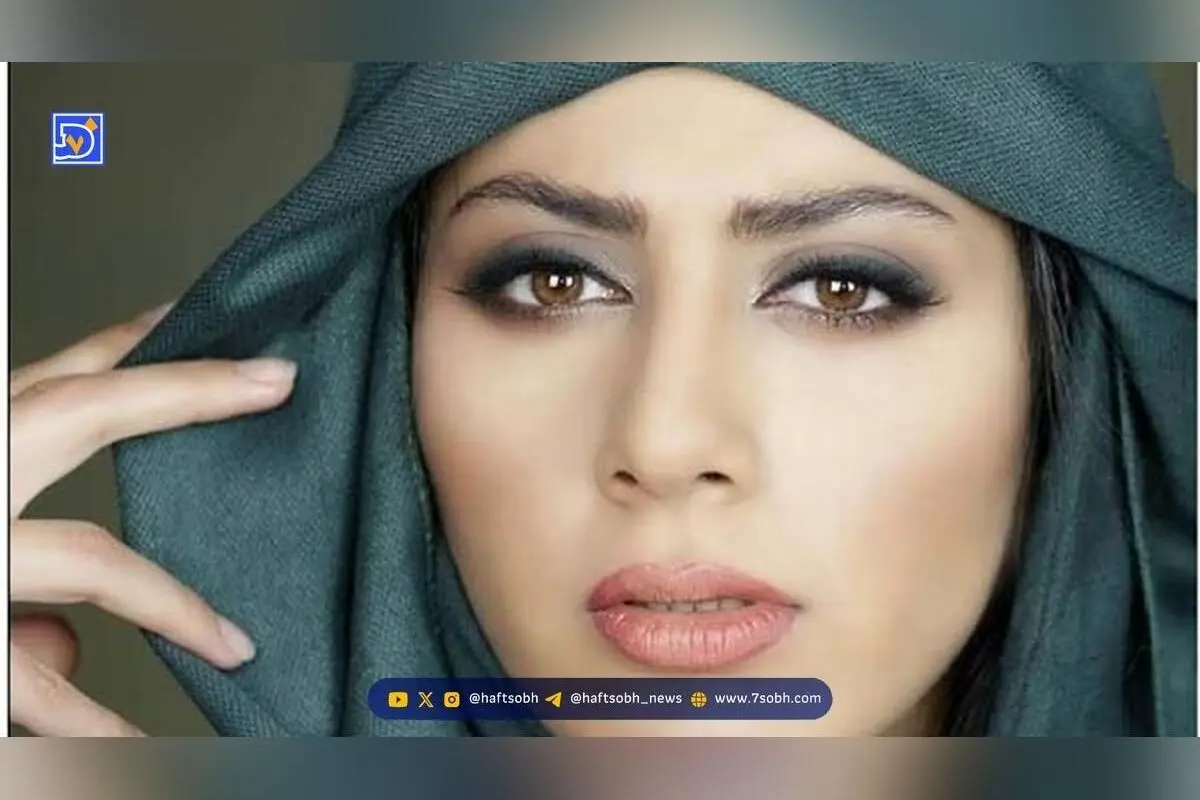 عکس هنری و بیوگرافی مونا فرجاد؛ بازیگر جوان و پرکار سینما و تلویزیون با استایل خاص و علاقه‌مندی به پرسپولیس