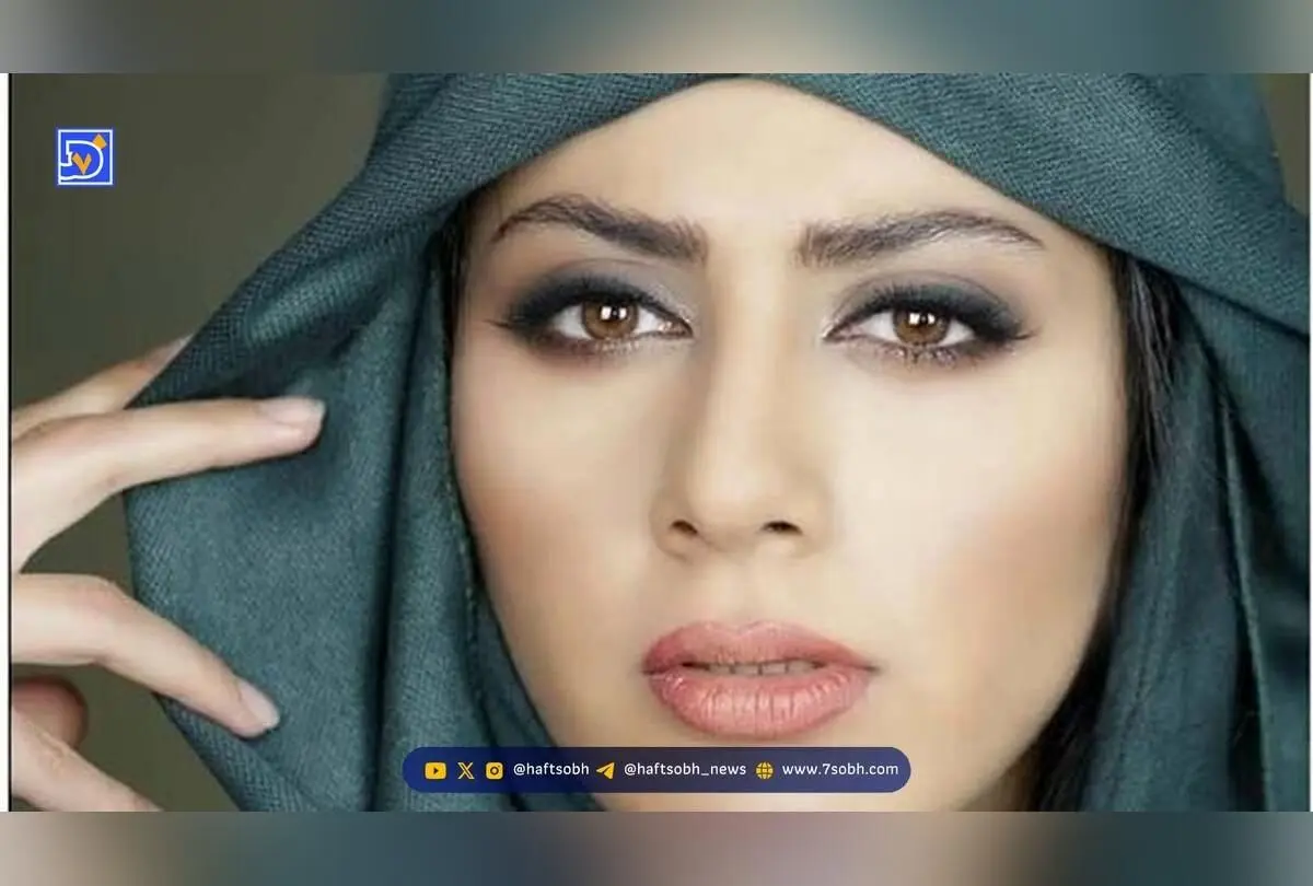 عکس هنری و بیوگرافی مونا فرجاد؛ بازیگر جوان و پرکار سینما و تلویزیون با استایل خاص و علاقه‌مندی به پرسپولیس