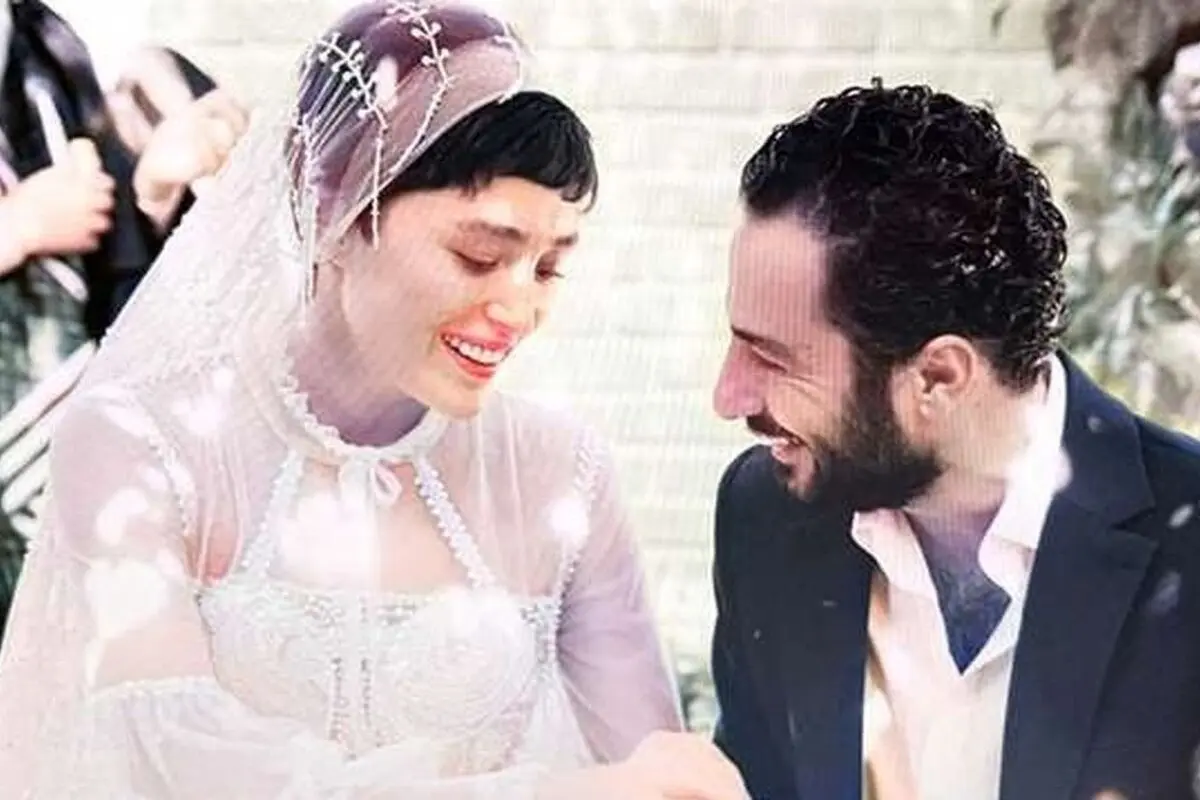 چیدمان خاص سفره عقد نوید محمدزاده و فرشته حسینی در سبک پرنسس‌های دیزنی در دل طبیعت + عکس