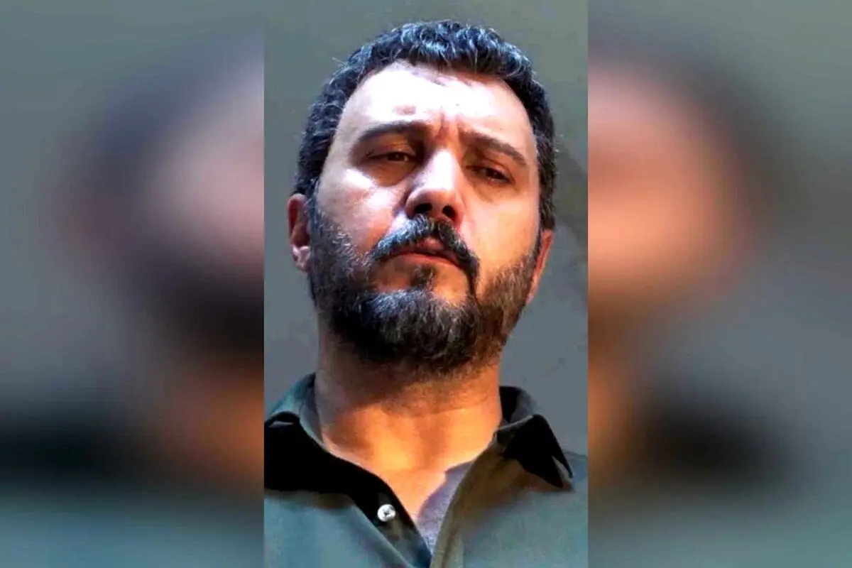 قسمت هشتم سریال جذاب #شغال در فیلیمو و زی‌ویژن، جمعه ۲۸ شهریور ساعت ۸ صبح منتشر می‌شود! در این قسمت، داستانی جهنمی و پرهیجان رقم می‌خورد که نباید از دست بدهید. کارگردانی اثر بر عهده بهرنگ توفیقی، تهیه‌کنندگی علی طلوعی و نویسندگی زامیاد سعدوندیان است. محصو