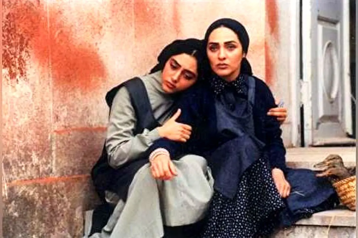 خانه تاریخی انزلی که در فیلم «ماهی‌ها عاشق می‌شوند» به تصویر کشیده شد؛ حالا متروکه و در معرض تخریب