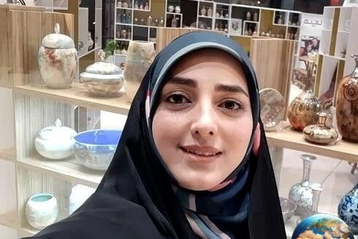 رونمایی از فنجان و ظرف هنری ستاره سادات قطبی با طراحی شیک و خاص + عکس و جزئیات سبک زندگی مجری محبوب