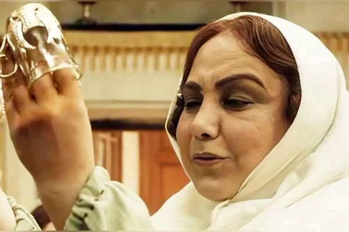 عکس بدون آرایش بهنوش بختیاری و مرجانه گلچین در پشت‌صحنه «بامداد خمار»؛ چهره‌های طبیعی و متفاوت بازیگران قبل از گریم