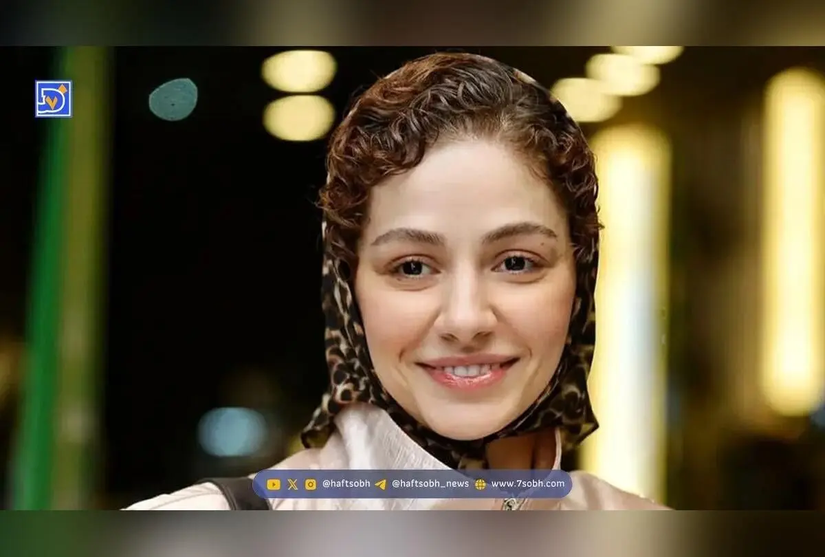 مهتاب ثروتی با استایلی راحت و پاییزی در کنار درختان موز ظاهر شد!