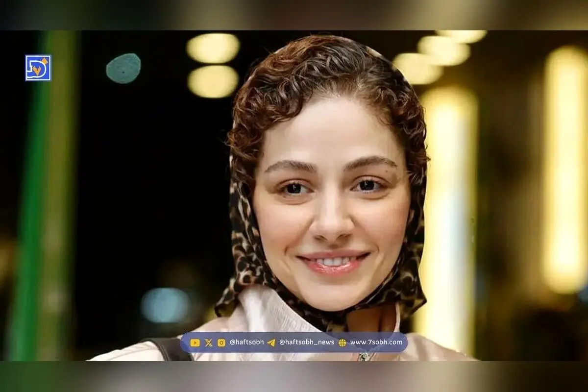 مهتاب ثروتی با استایلی راحت و پاییزی در کنار درختان موز ظاهر شد!