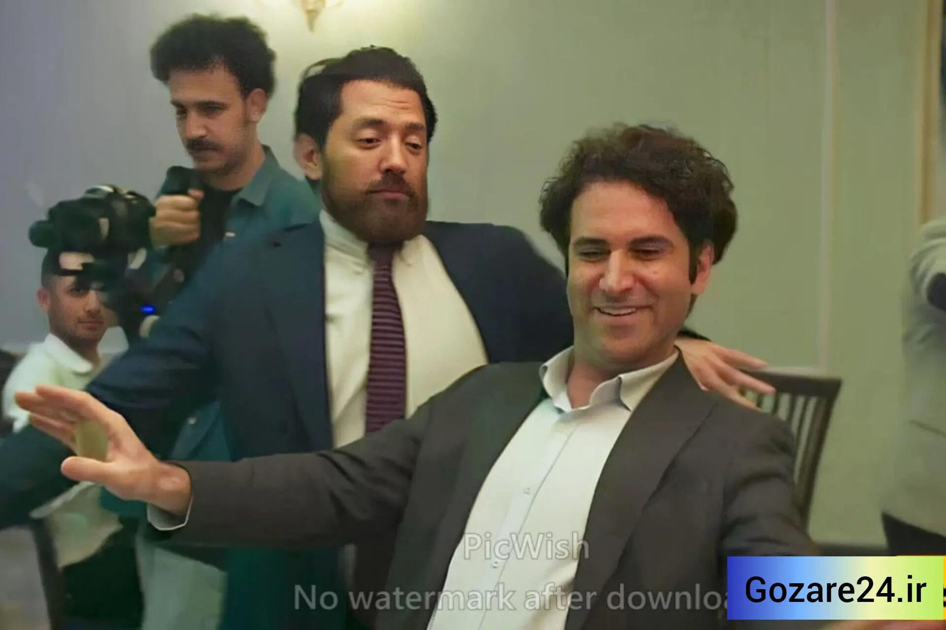رقص و هنرنمایی هوتن شکیبا و بهرام رادان و بیژن بنفشه خواه و پژمان جمشیدی در «صبحانه با زرافه‌ها»