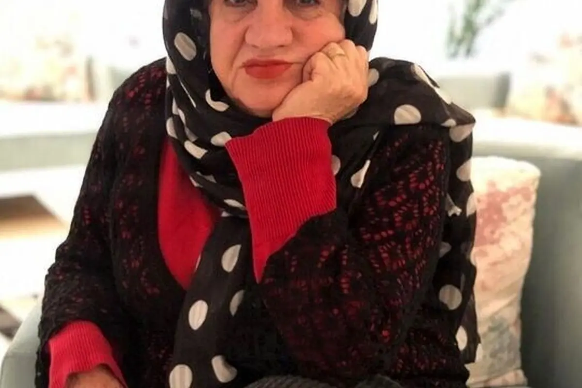 خلاقیت خنده دار ناهید مسلمی برای کنترل مهمانان خارجی + فیلم و لحظه‌های طنزآمیز مجموعه «جوکر»
