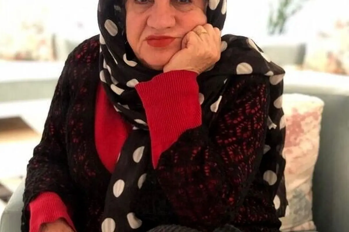 خلاقیت خنده دار ناهید مسلمی برای کنترل مهمانان خارجی + فیلم و لحظه‌های طنزآمیز مجموعه «جوکر»