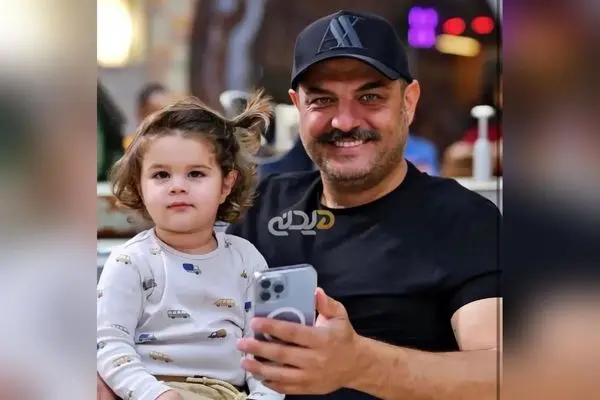 خانه سام درخشانی با دکوراسیون به سبک نوروزی، حال و هوای عید را در منزلش به‌خوبی منعکس کرد