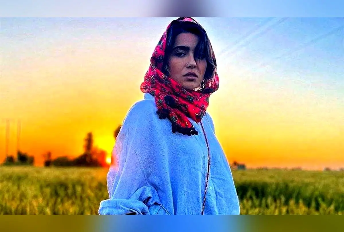 تغییر چهره مونا کرمی در ۳۳ سالگی؛ بازیگر محبوب «چوب خط» با ظاهر جدید و چشمگیر طرفداران را شگفت‌زده کرد
