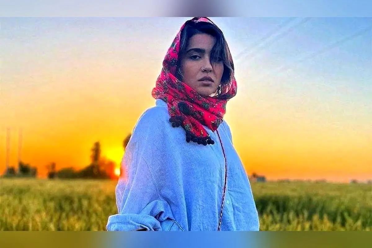 تغییر چهره مونا کرمی در ۳۳ سالگی؛ بازیگر محبوب «چوب خط» با ظاهر جدید و چشمگیر طرفداران را شگفت‌زده کرد