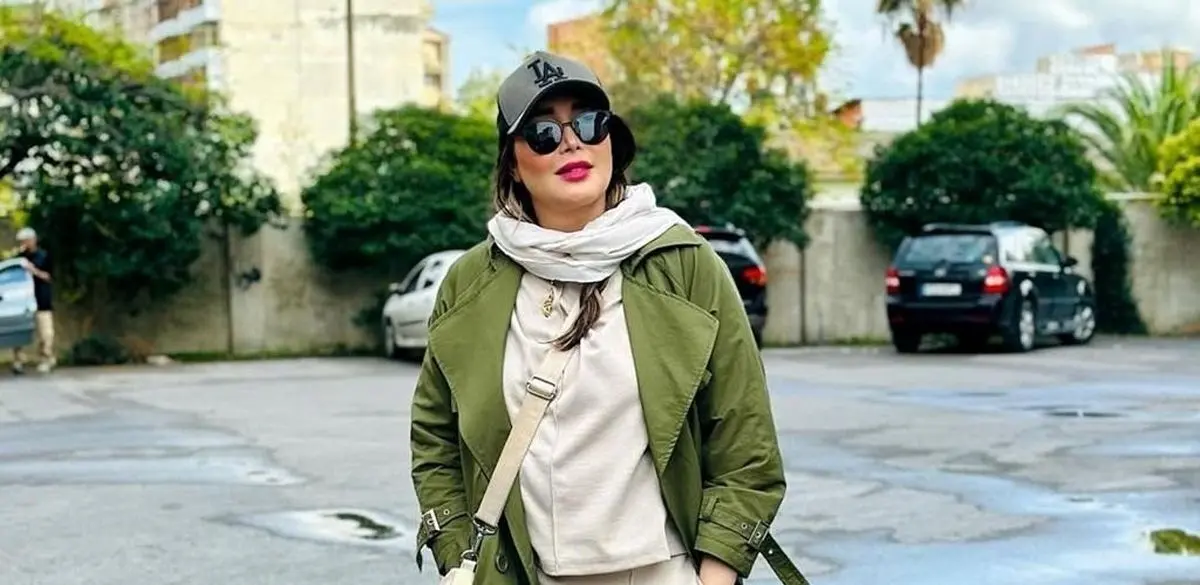 سارا منجزی‌پور درخشید با مانتوهای طراحی خاص و استایلی ترکیبی از هنر و اصالت