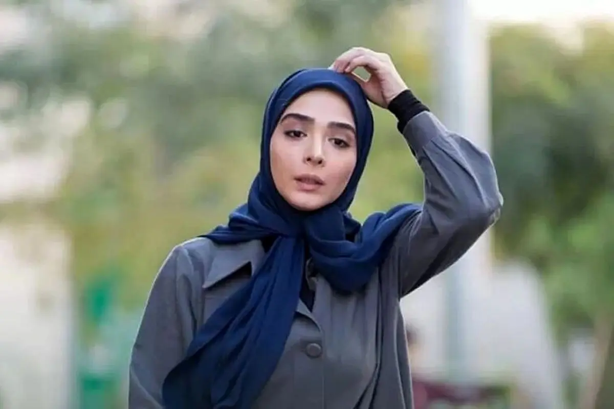 ژست خاص المیرا دهقانی در سریال «لحظه گرگ و میش» و جدیدترین عکس او در اینستاگرام