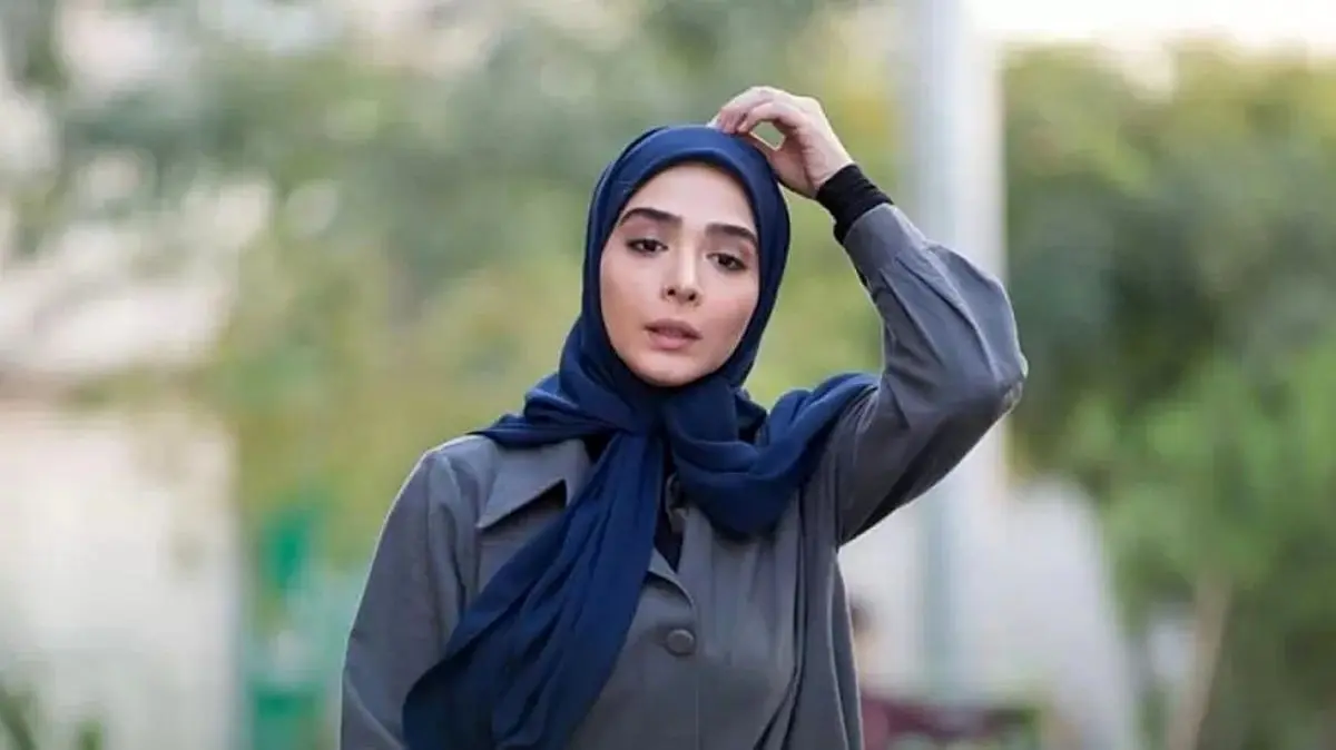 ژست خاص المیرا دهقانی در سریال «لحظه گرگ و میش» و جدیدترین عکس او در اینستاگرام