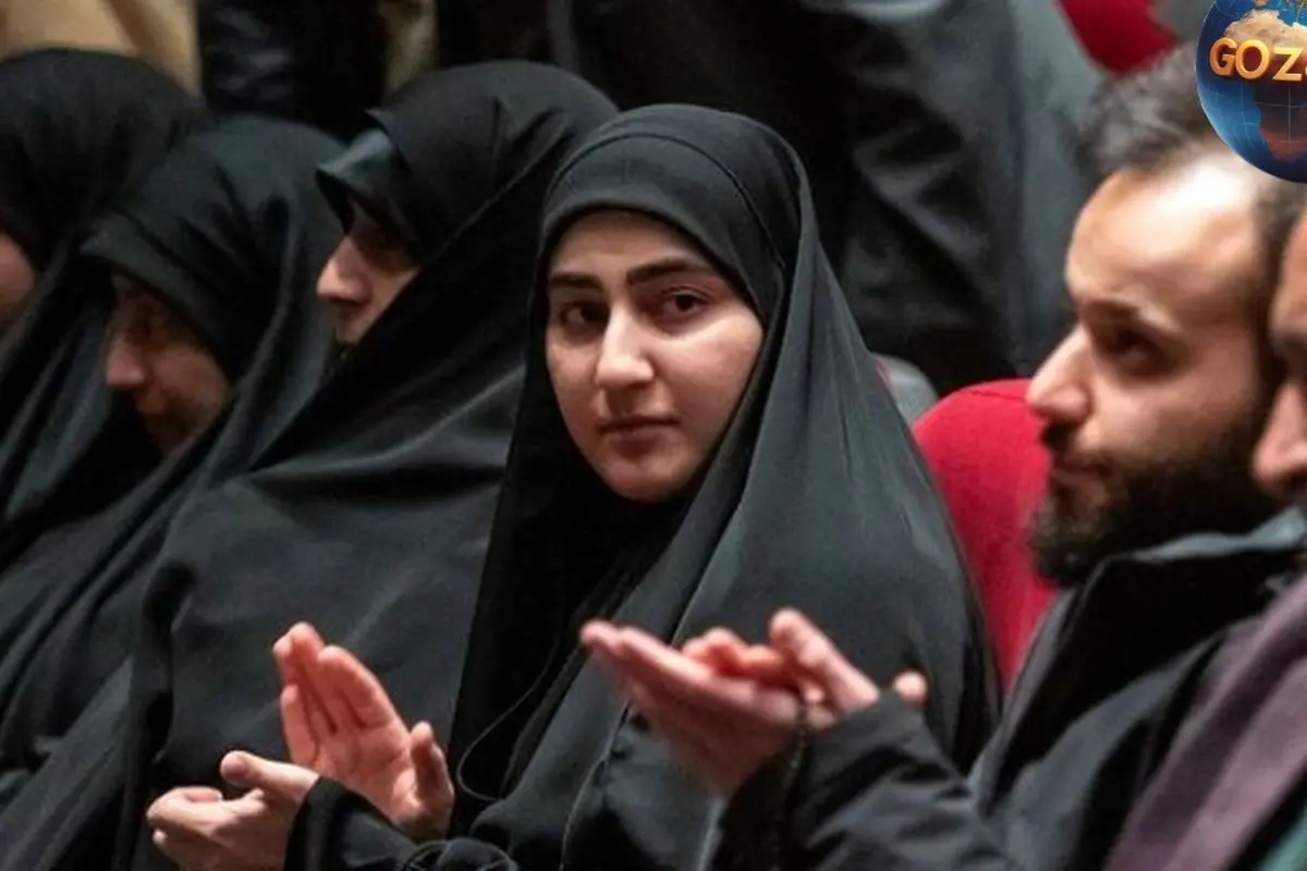 عکس دیدنی؛ زینب سردار سلیمانی در گفت‌وگوی صمیمانه با ژاله صامتی در جشنواره مقاومت ۱۴۰۴