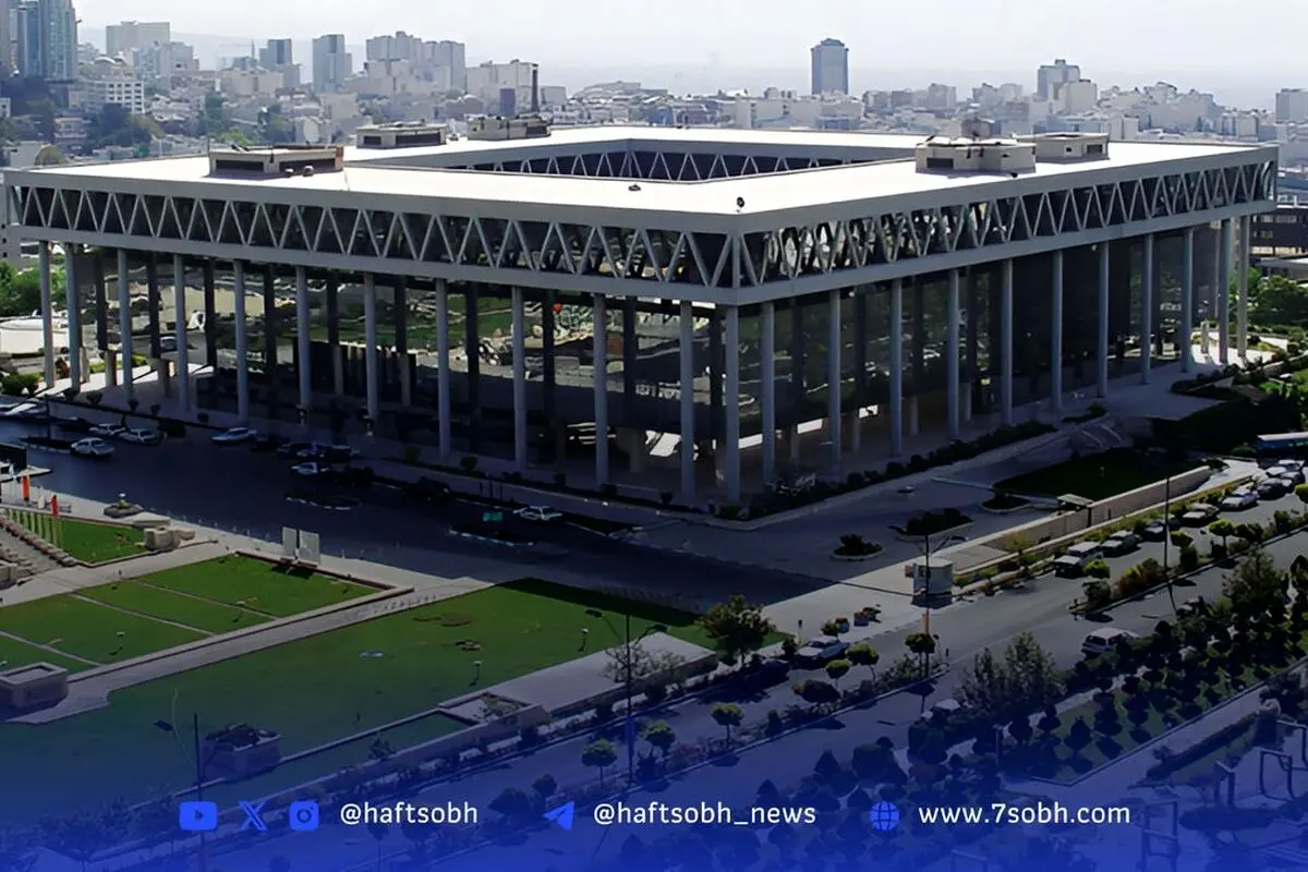 مدیران سازمان صدا و سیما در سکوت رسانه‌ای؛ چرا اعتماد عمومی به تلویزیون کاهش یافته است؟