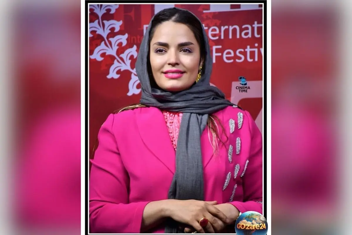 تصویر جدید سپیده خداوردی در آسانسور با حجاب نیمهدائم و میکاپ جوانساز؛ سلفی شیک و متفاوت او را ببینید