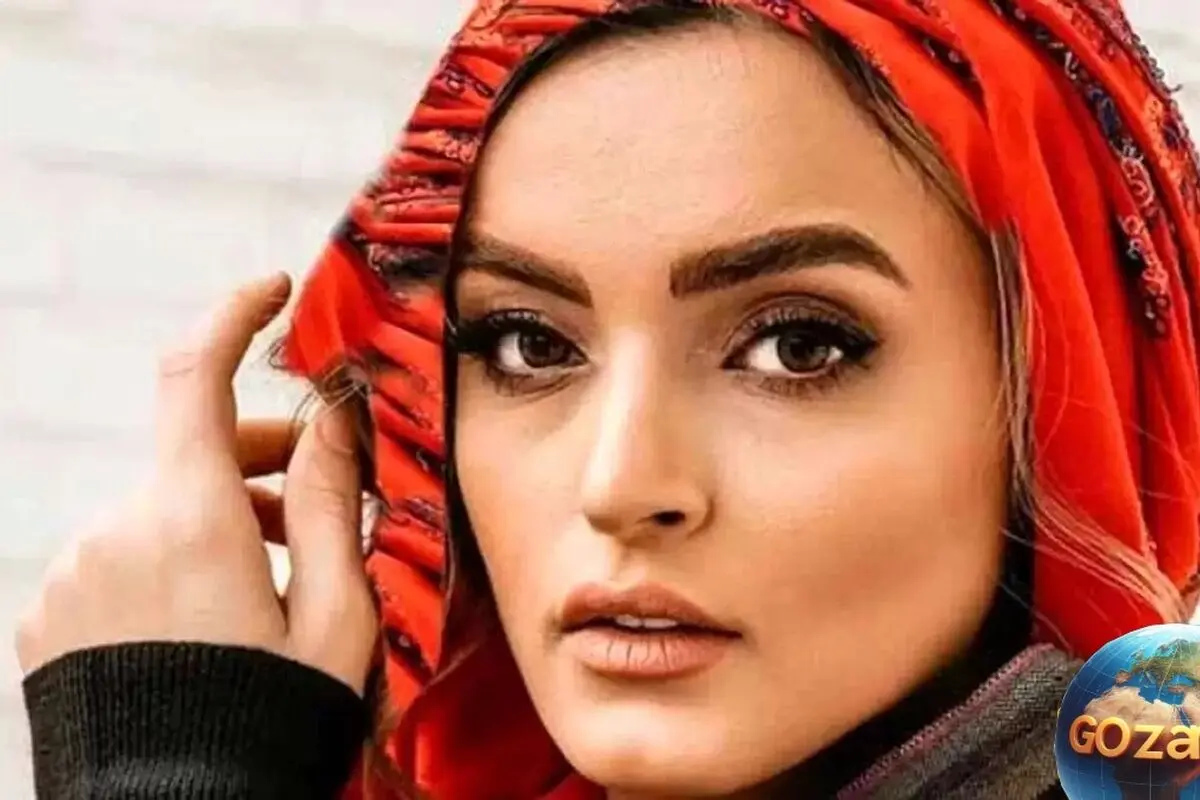 استایل بارداری بی‌نظیر نیلوفر پارسا با تور سفید و گل‌های آبی و صورتی + عکس خاص و دلربا