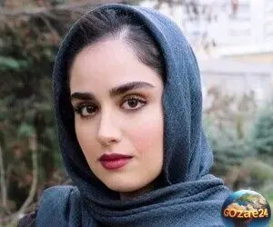 هانیه غلامی، بازیگر کم‌سن و سال کشورمان در ماه محرم با اعتقادات ناب و خالص به امام حسین(ع) همزمان با هم‌زنی دیگِ آش نذری