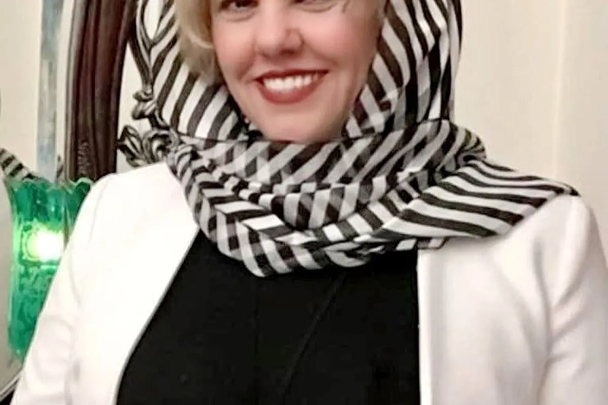 زندگینامه افسانه چهره آزاد بازیگر محبوب ایرانی، همسرش شاهرخ فروتنیان و رازهای زندگی شخصی‌اش