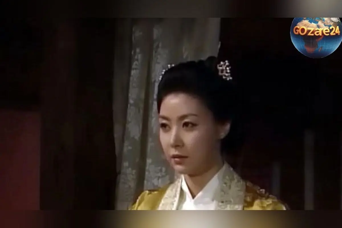 سونگ هیون‌آ در 50 سالگی با ظاهری جذاب و استایل مدلینگ، همچنان ستاره محبوب کره‌ای