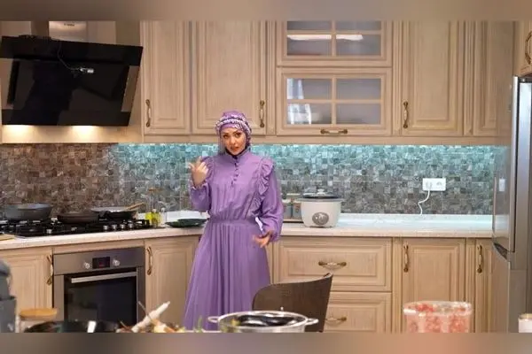 چیدمان لوکس و سنتی خانه حوریه مقدم با فرش اصیل و دکوراسیون مدرن