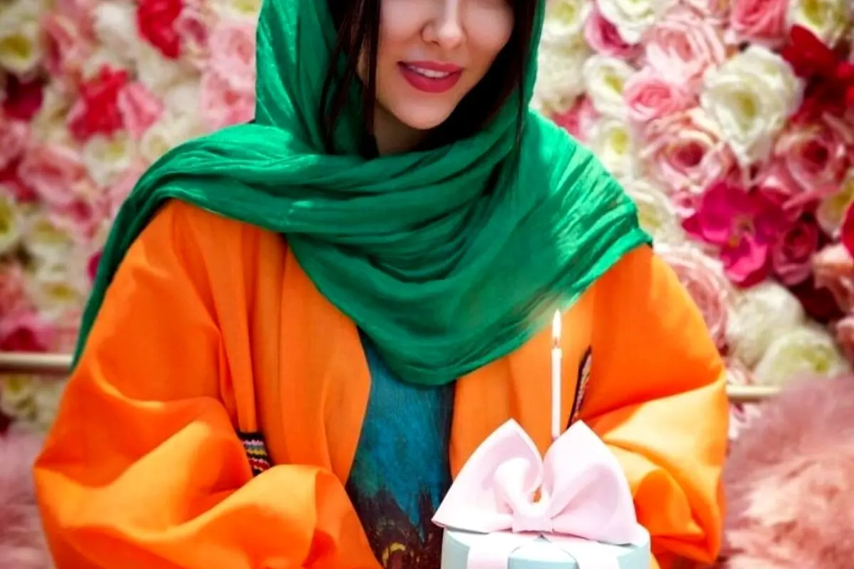 لیلا اوتادی در لباس سفید شیک و جذاب در ماشین؛ دلبری و ژست پرعشوه ستاره سینما در جدیدترین تصویر اینستاگرامی