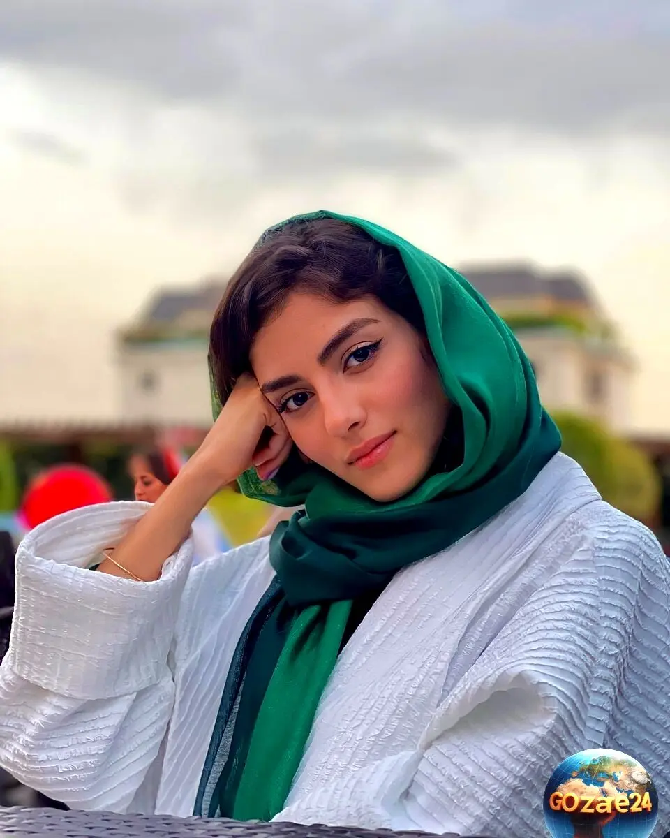 جشن تولد خودمانی پردیس پورعابدینی با هدیه‌های نفیس، کیک‌های خاص و لحظات خاطره‌انگیز!