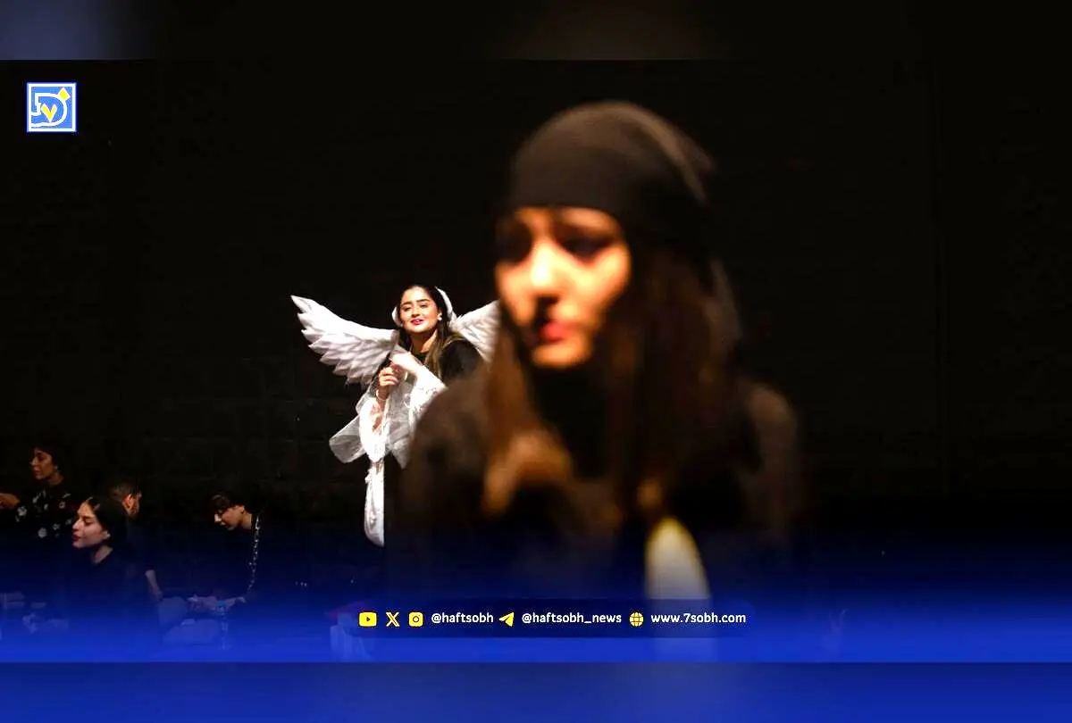 نمایش «۲۵۷»؛ پربازیگرترین تئاتر تاریخ ایران با روایتی غیرخطی و تجربی برای خودشناسی و پرسشگری