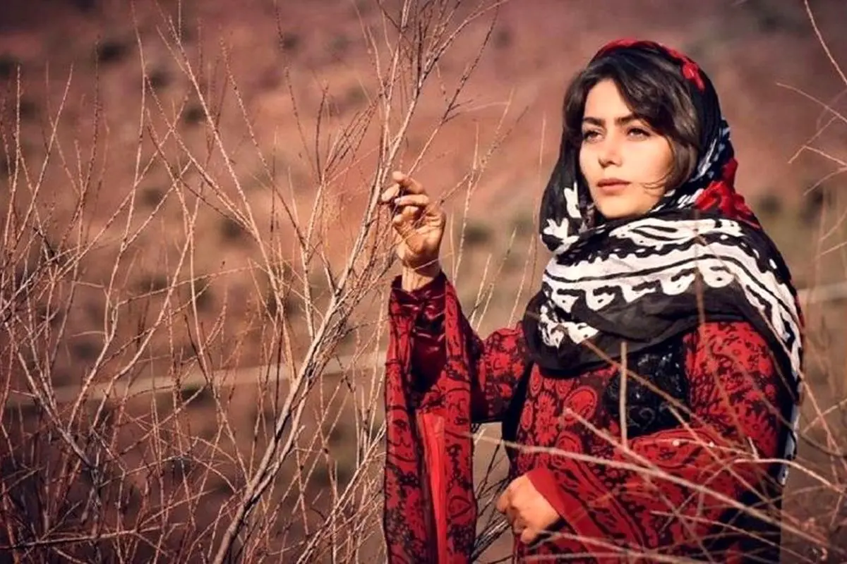 هدیه بازوند بازیگر نون خ با عکس جدید و متفاوت در فضای مجازی، سوژه داغ کاربران شد