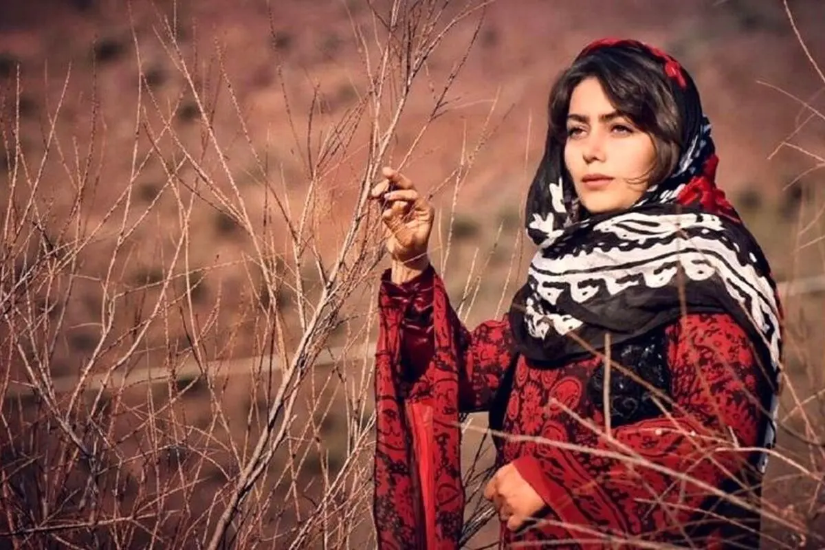 هدیه بازوند بازیگر نون خ با عکس جدید و متفاوت در فضای مجازی، سوژه داغ کاربران شد